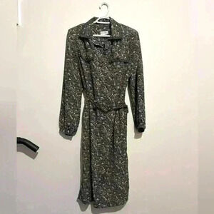 Vintage D’Allairds Dress Size  Medium Made in Canada